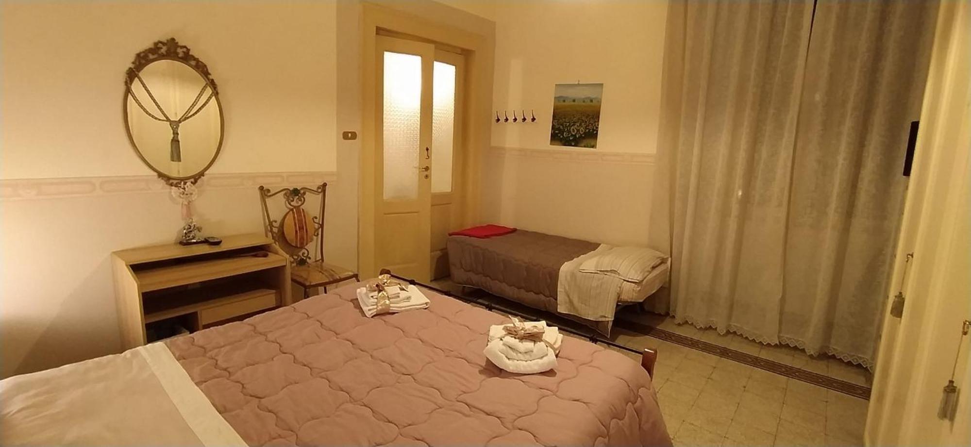 那不勒斯Casa Lillina A Toledo , Near Piazza Del Plebiscito公寓 外观 照片